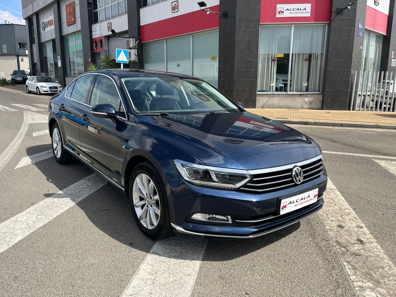 Volkswagen Passat 2.0 TDI HIGHLINE 150CV - Foto 53