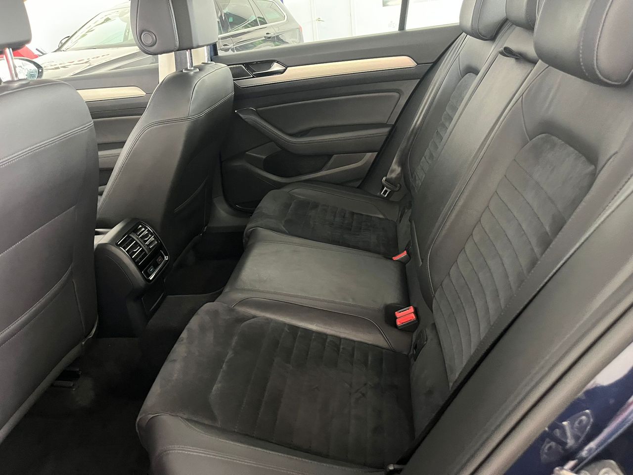 Volkswagen Passat 2.0 TDI HIGHLINE 150CV - Foto 9