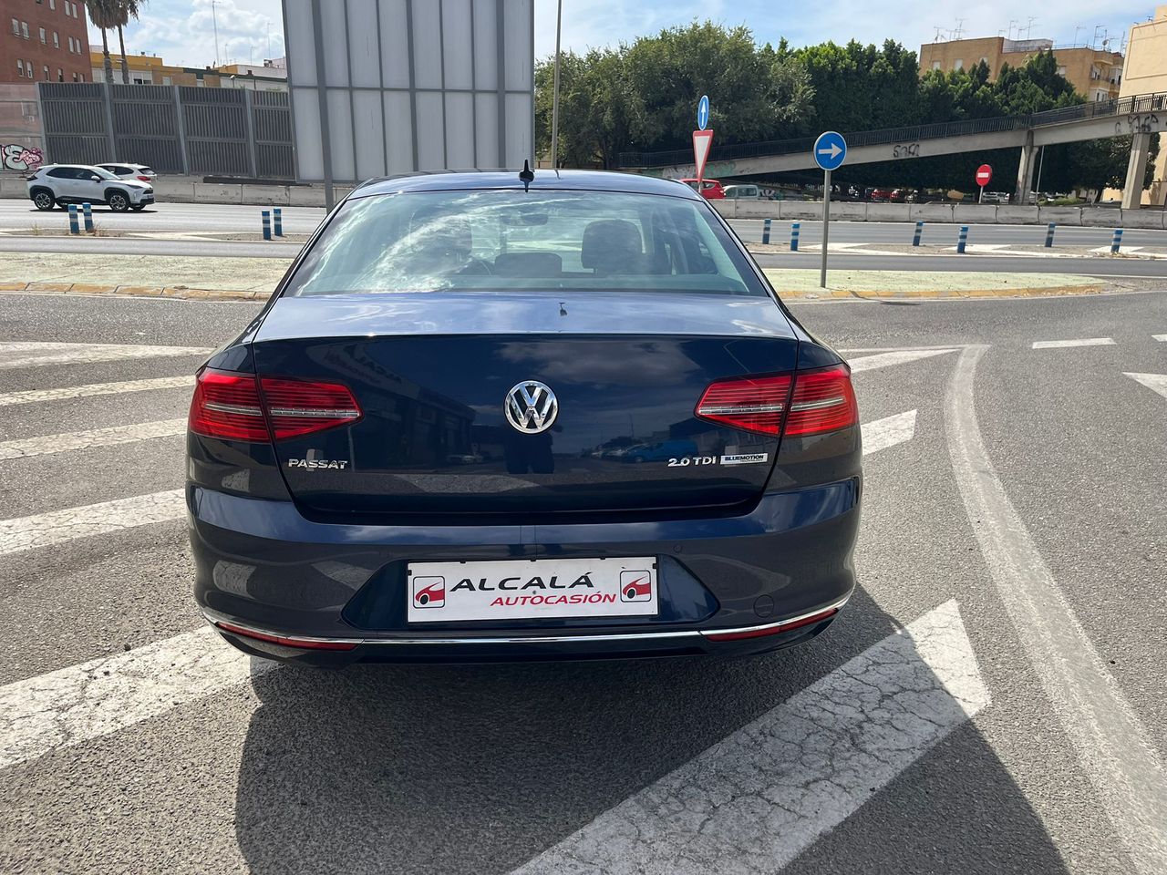 Volkswagen Passat 2.0 TDI HIGHLINE 150CV - Foto 32