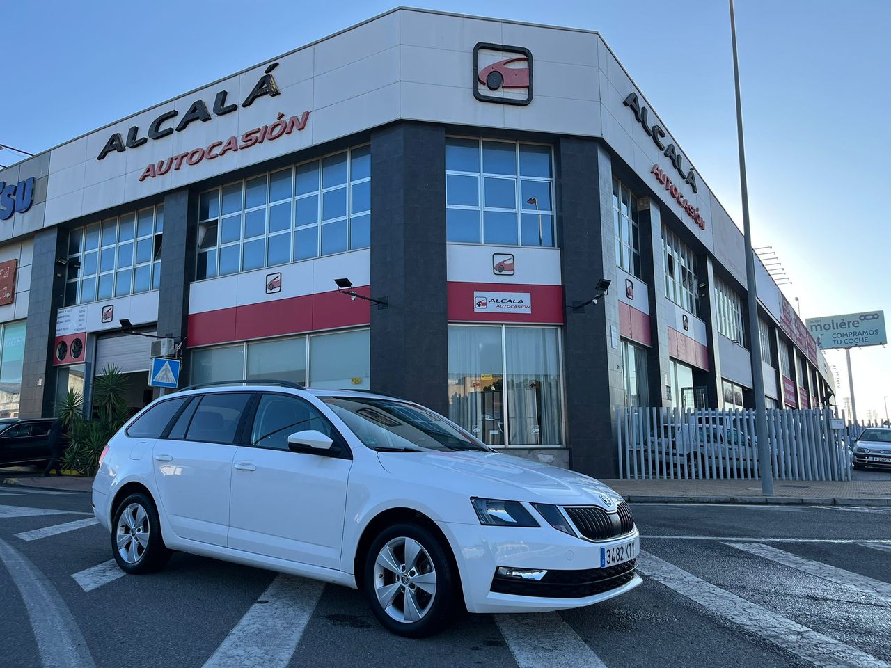 Skoda Octavia Combi 1.0 TSI Ambition 115cv - Foto 33