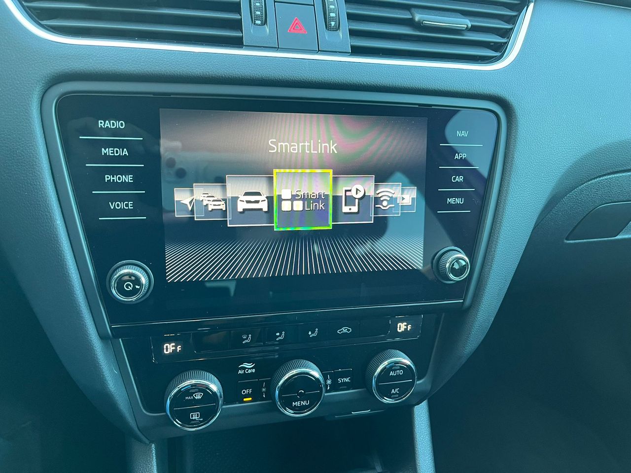 Skoda Octavia Combi 1.0 TSI Ambition 115cv - Foto 31