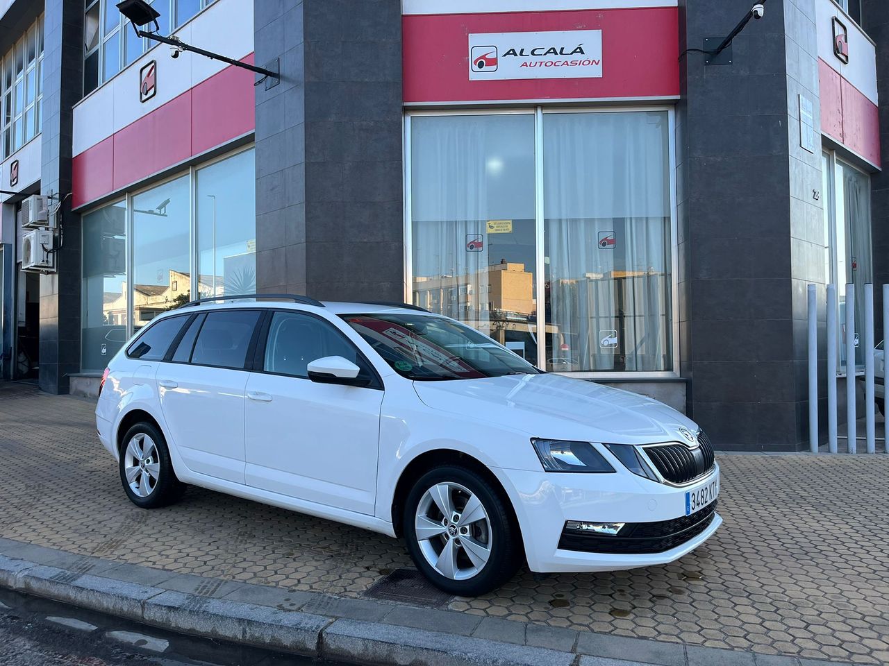 Skoda Octavia Combi 1.0 TSI Ambition 115cv - Foto 55