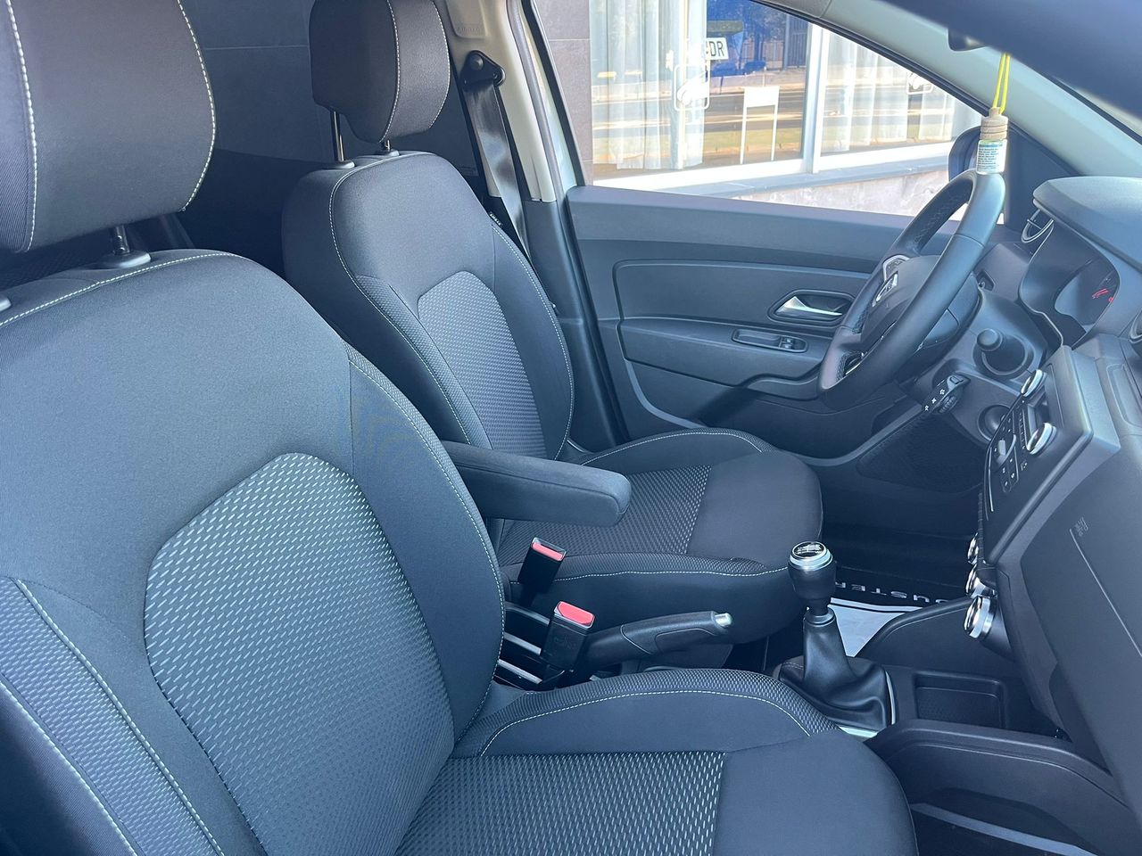 Dacia Duster 4WD Blue DCI 115CV COMFORT - Foto 35