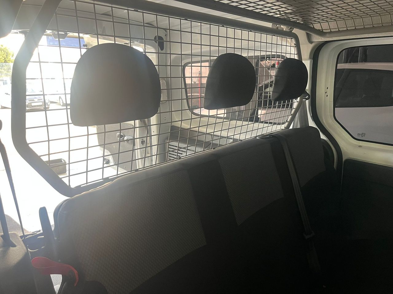 Renault Kangoo Combi MAXI 1.5 DCI 90CV - Foto 16