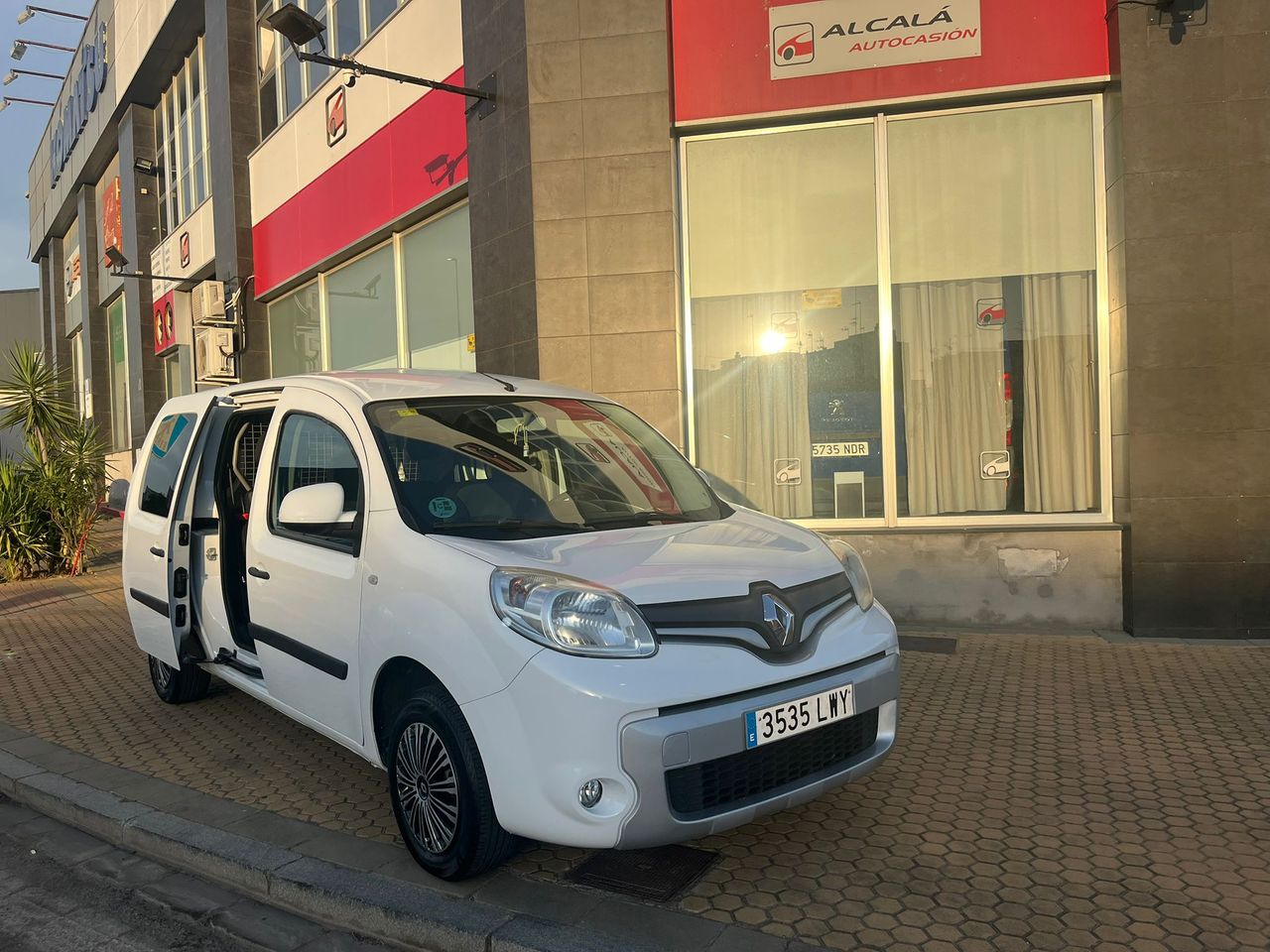 Renault Kangoo Combi MAXI 1.5 DCI 90CV - Foto 44