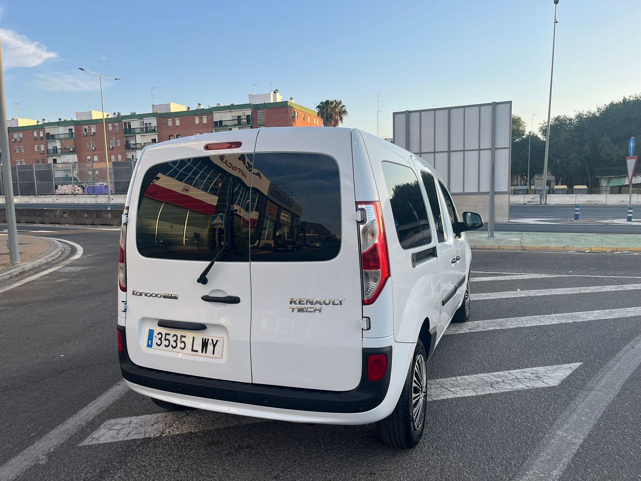 Renault Kangoo Combi MAXI 1.5 DCI 90CV - Foto 53