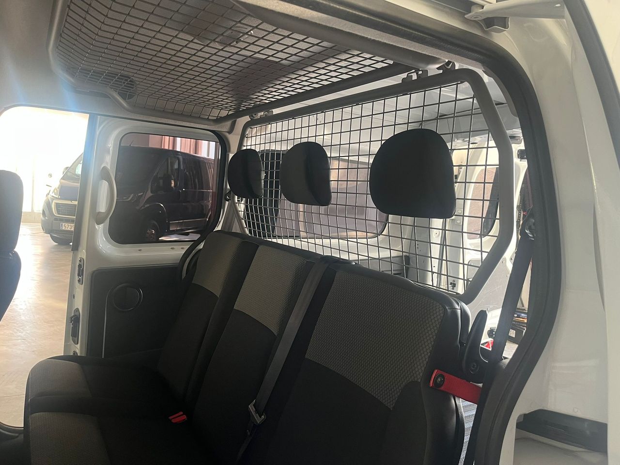 Renault Kangoo Combi MAXI 1.5 DCI 90CV - Foto 20