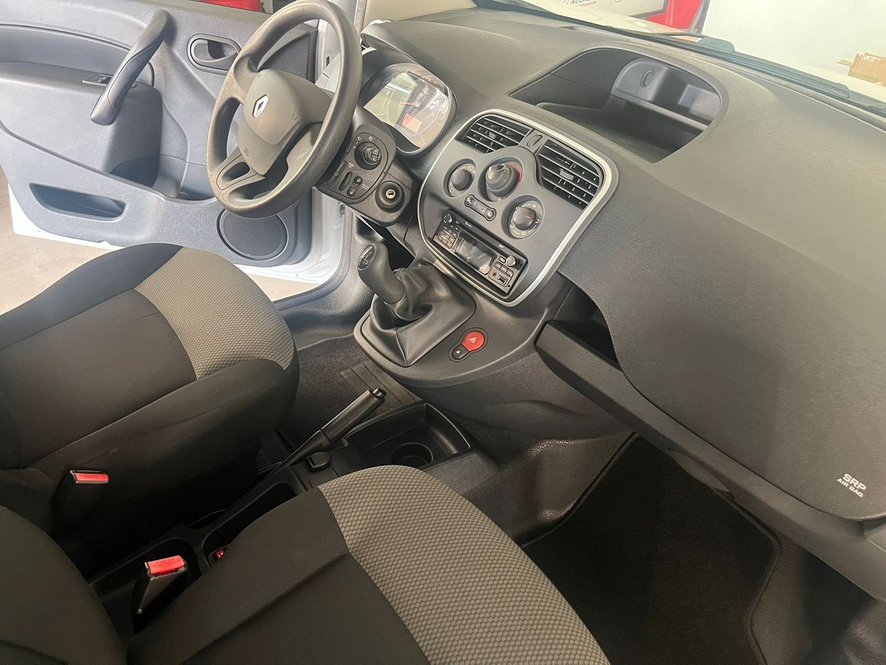 Renault Kangoo Combi MAXI 1.5 DCI 90CV - Foto 6