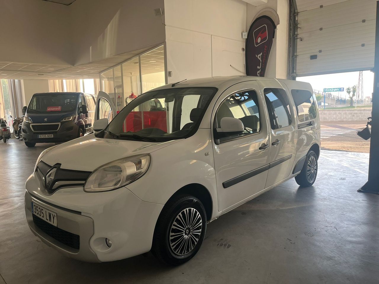 Renault Kangoo Combi MAXI 1.5 DCI 90CV - Foto 21