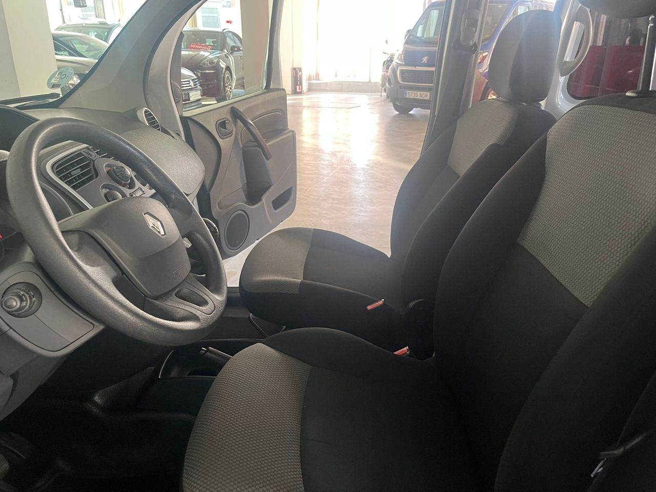 Renault Kangoo Combi MAXI 1.5 DCI 90CV - Foto 30
