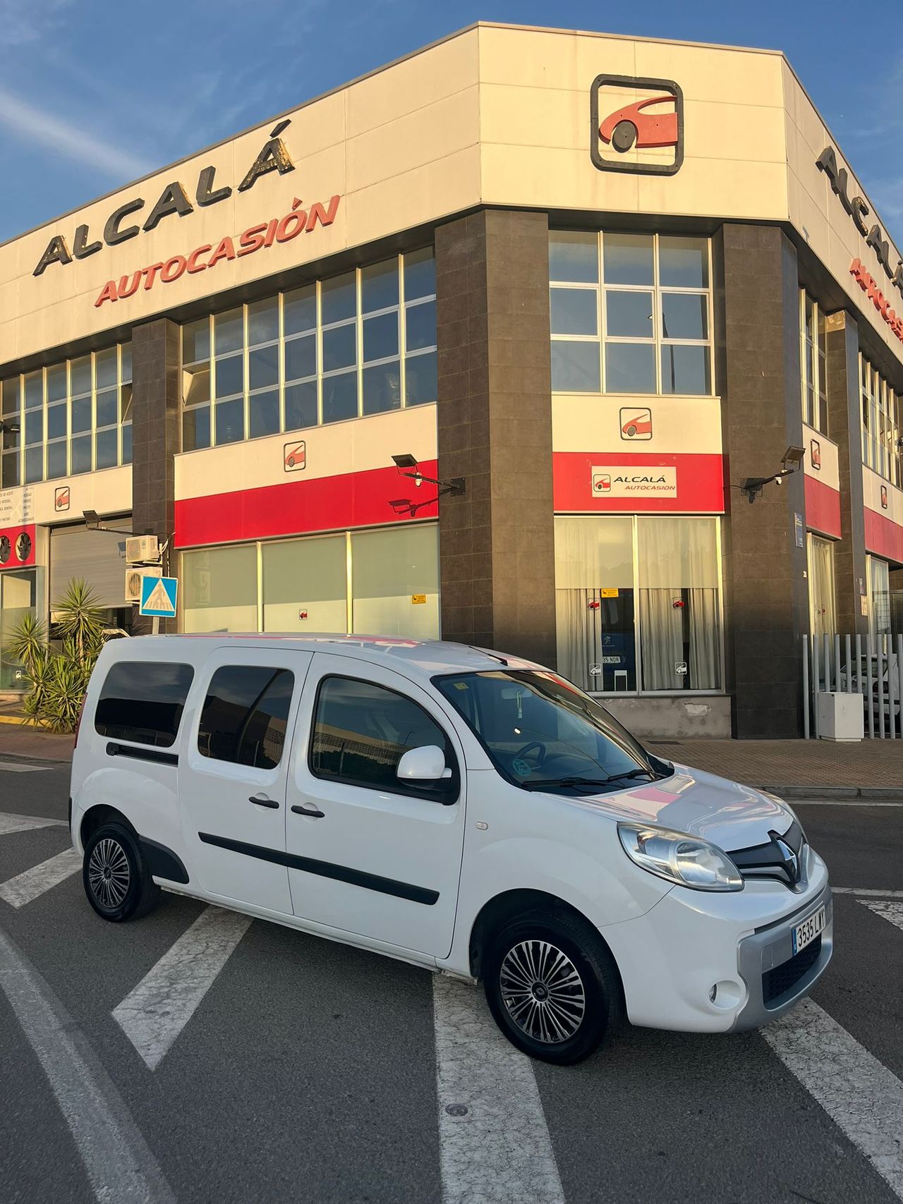 Renault Kangoo Combi MAXI 1.5 DCI 90CV - Foto 39