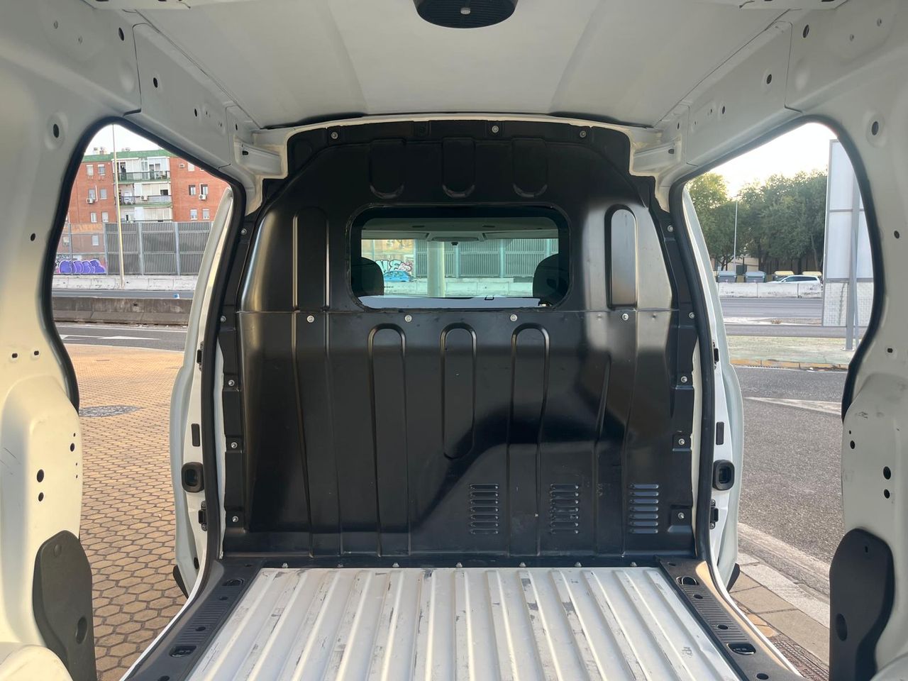 Dacia Dokker VAN ESSENTIAL 1.6 GLP 110CV - Foto 10