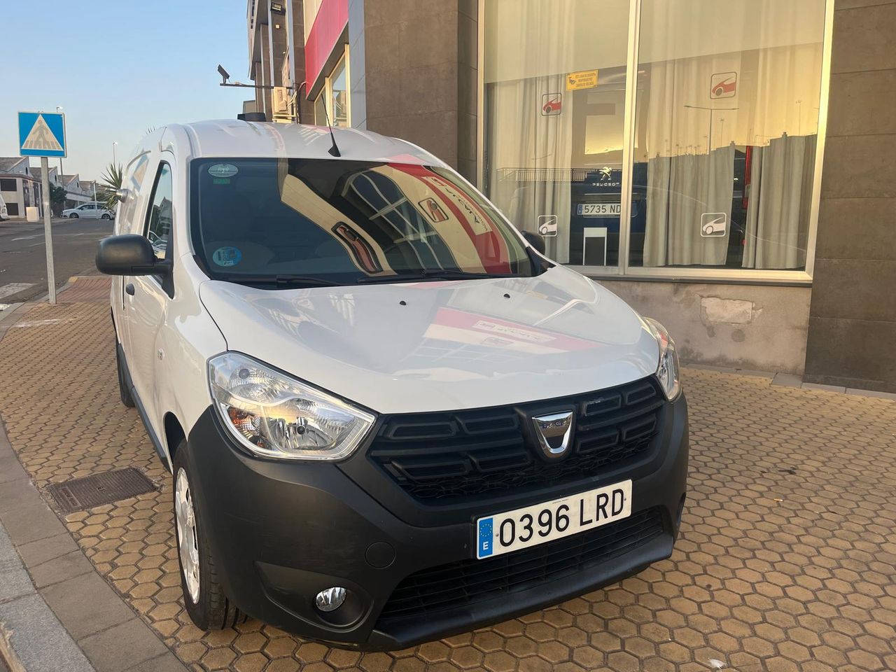 Dacia Dokker VAN ESSENTIAL 1.6 GLP 110CV - Foto 9