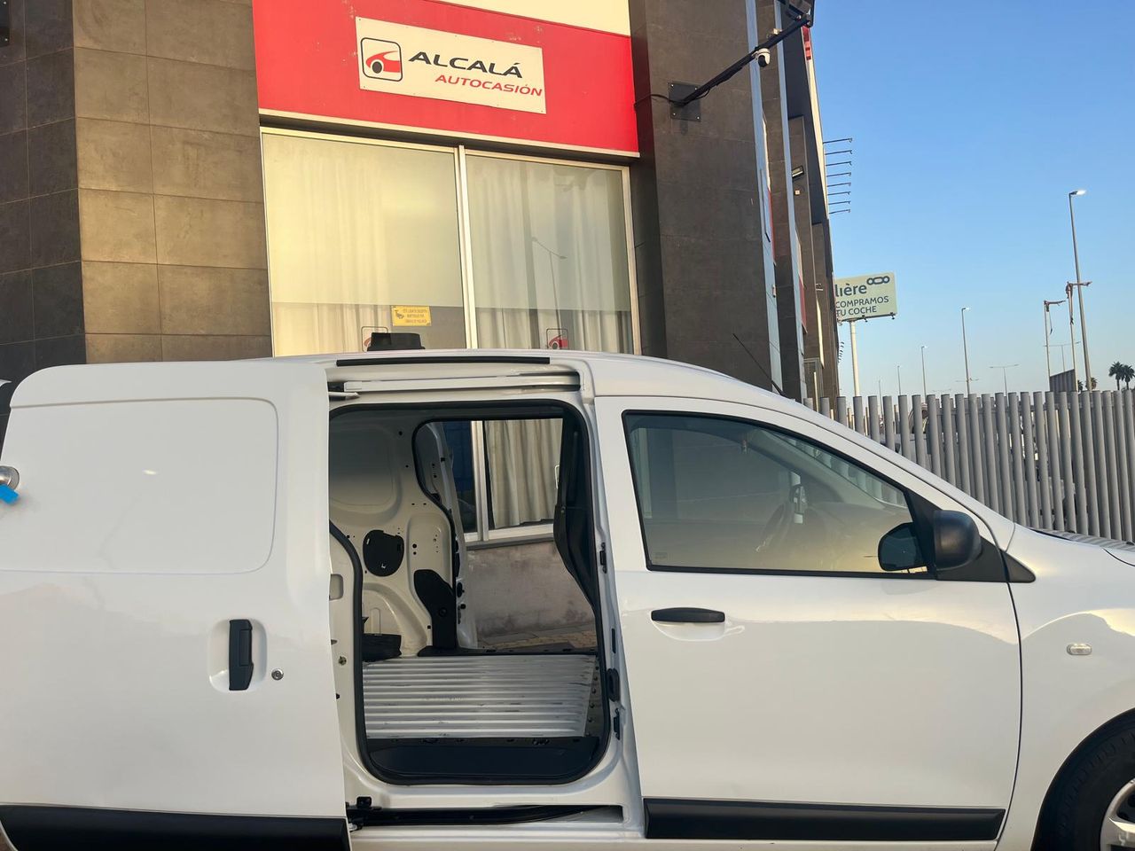 Dacia Dokker VAN ESSENTIAL 1.6 GLP 110CV - Foto 8