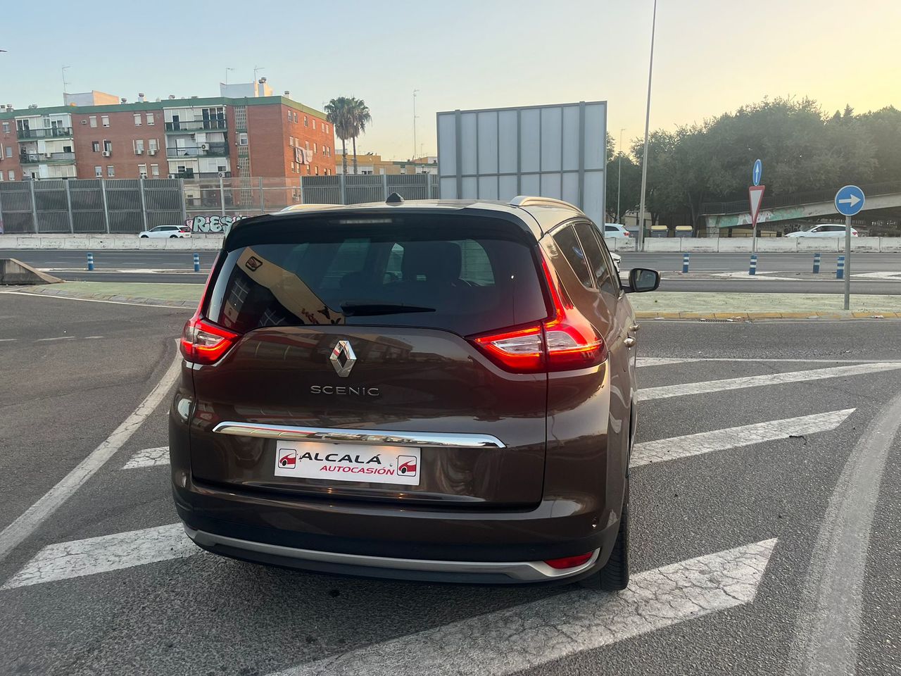 Renault Grand Scénic 1.6 DCI INTENS 130CV - Foto 24