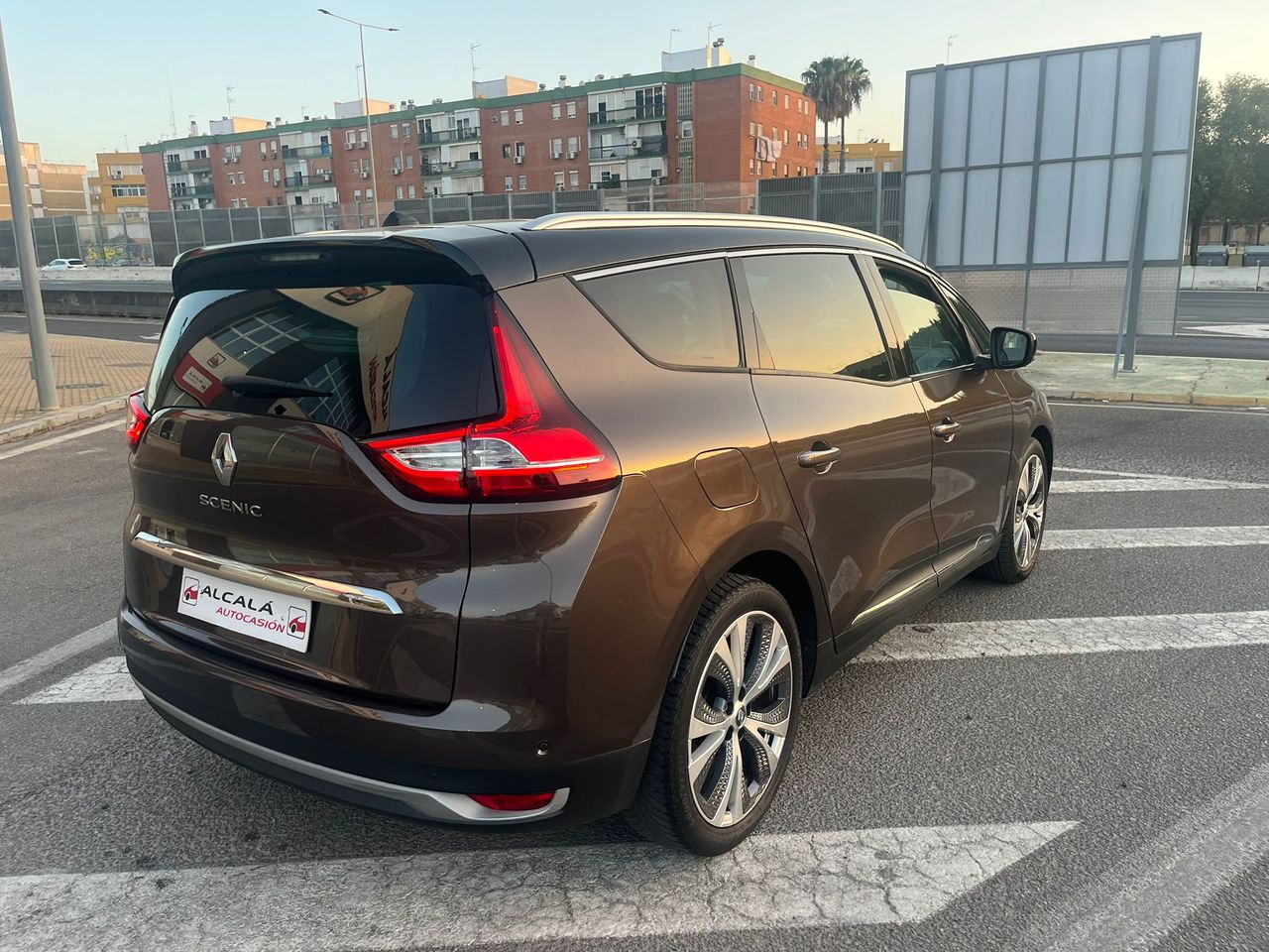 Renault Grand Scénic 1.6 DCI INTENS 130CV - Foto 4