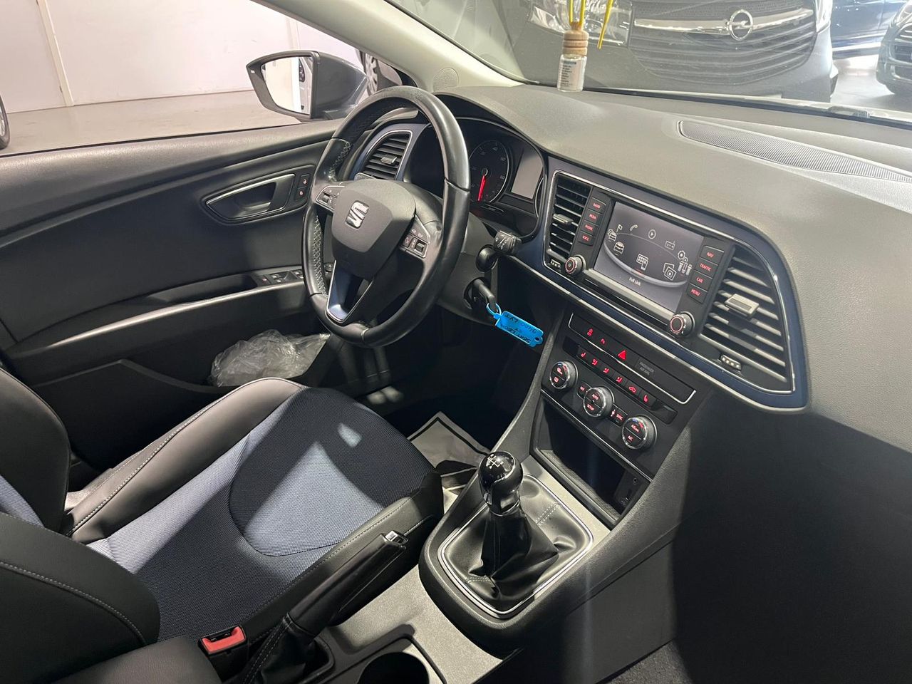 Seat Leon ST 1.6 TDI SYLE 110CV - Foto 5