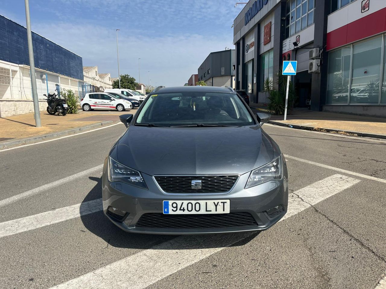 Seat Leon ST 1.6 TDI SYLE 110CV - Foto 6