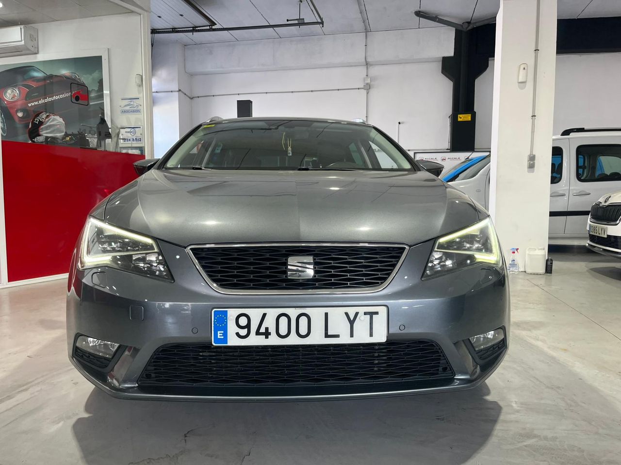Seat Leon ST 1.6 TDI SYLE 110CV - Foto 29