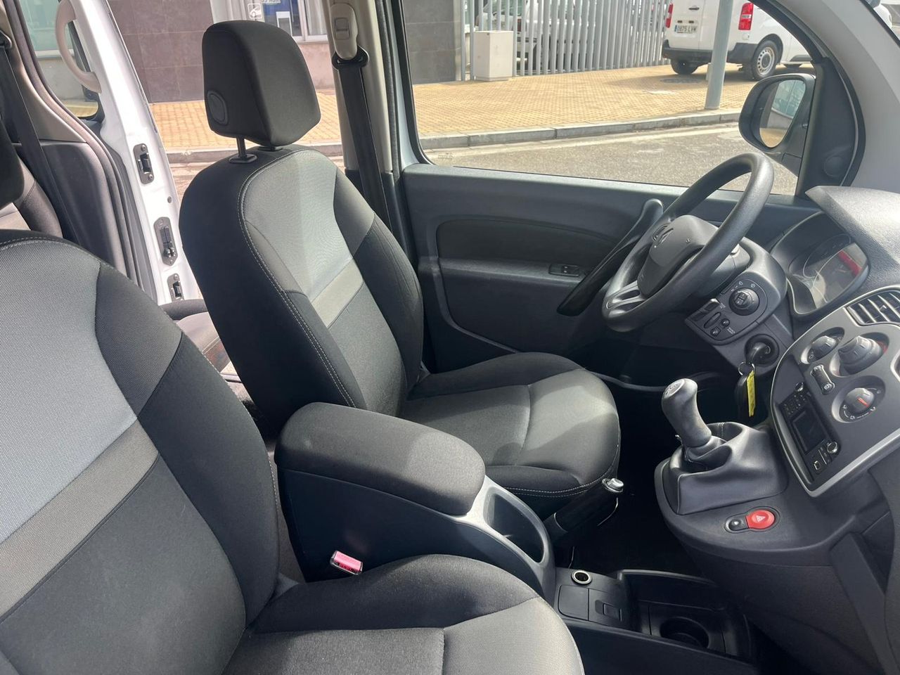 Renault Kangoo Combi 1.6 DCI Dinamique 90CV - Foto 19