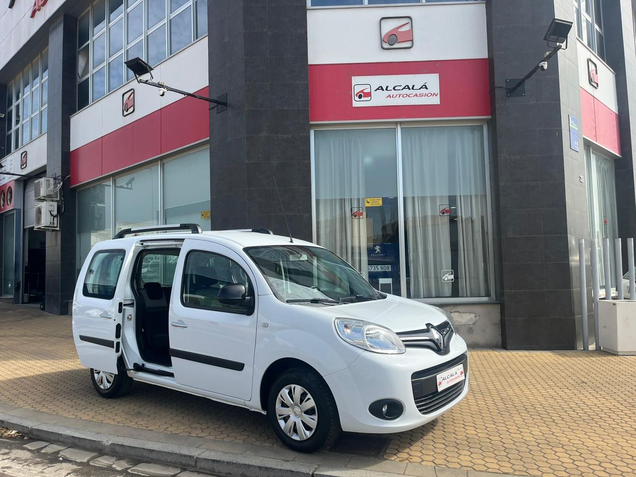 Renault Kangoo Combi 1.6 DCI Dinamique 90CV - Foto 32