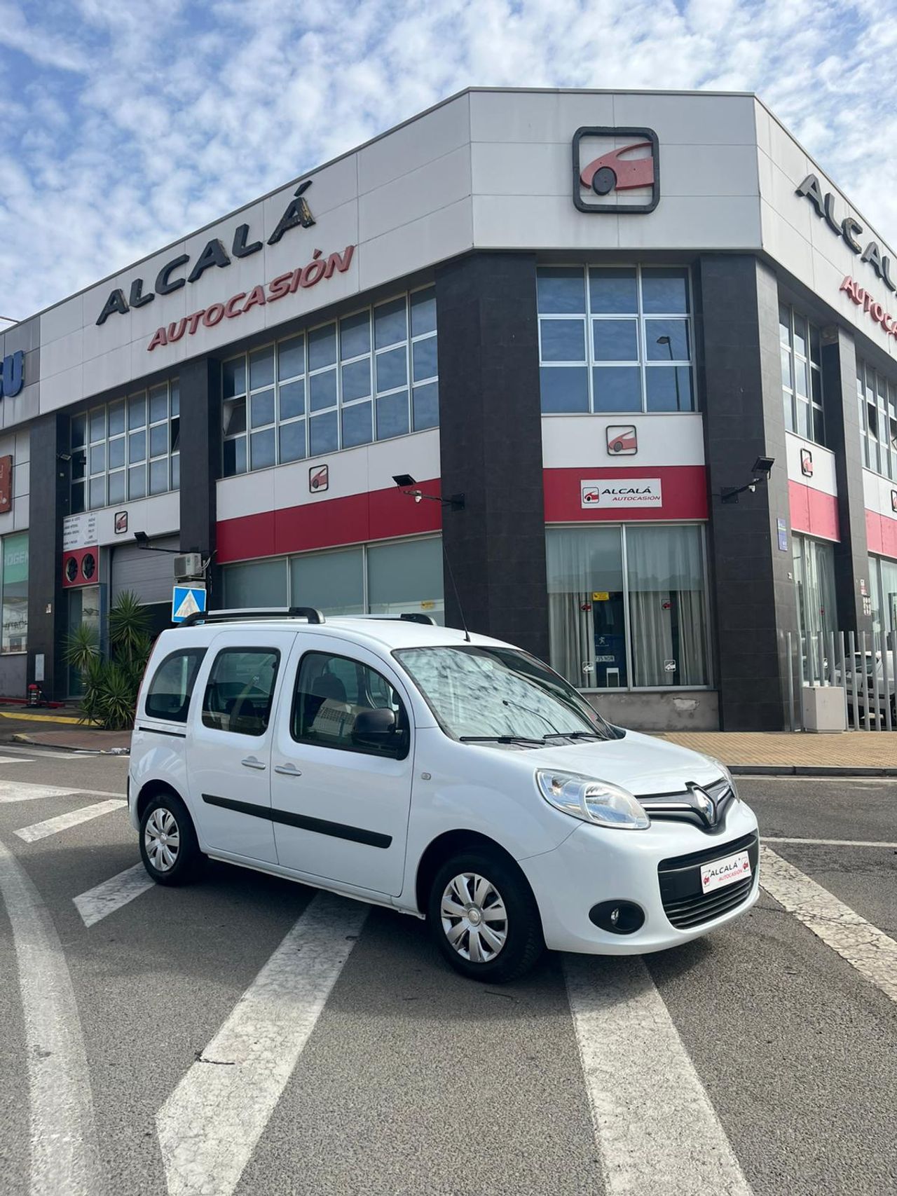 Renault Kangoo Combi 1.6 DCI Dinamique 90CV - Foto 35