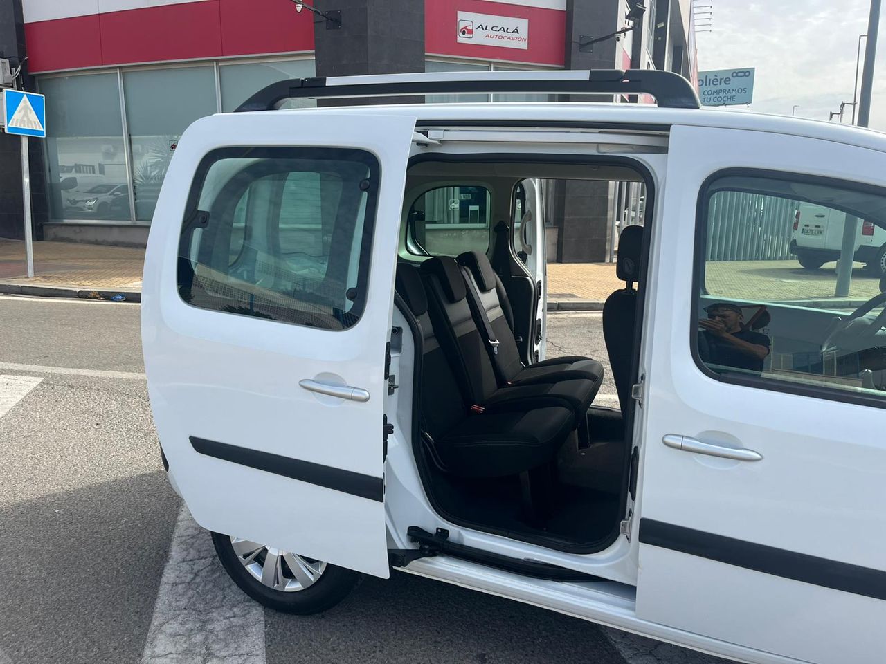 Renault Kangoo Combi 1.6 DCI Dinamique 90CV - Foto 25