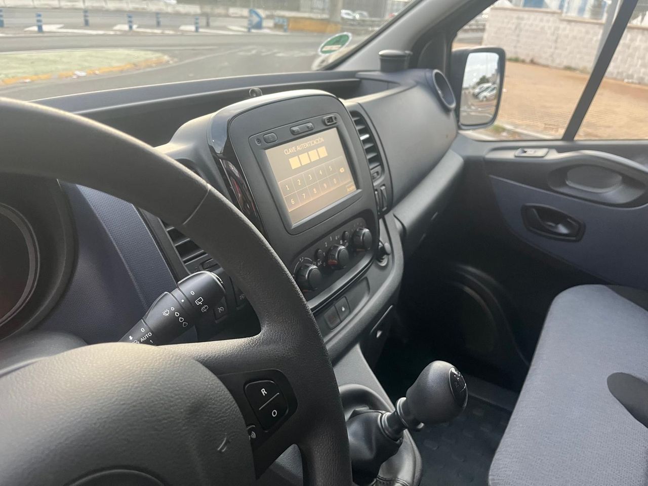 Opel Vivaro 2.9 T L1H1 9 PLAZAS - Foto 15