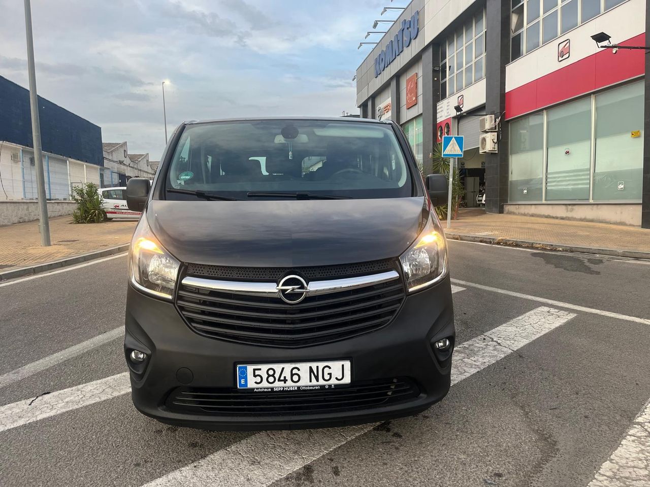 Opel Vivaro 2.9 T L1H1 9 PLAZAS - Foto 27