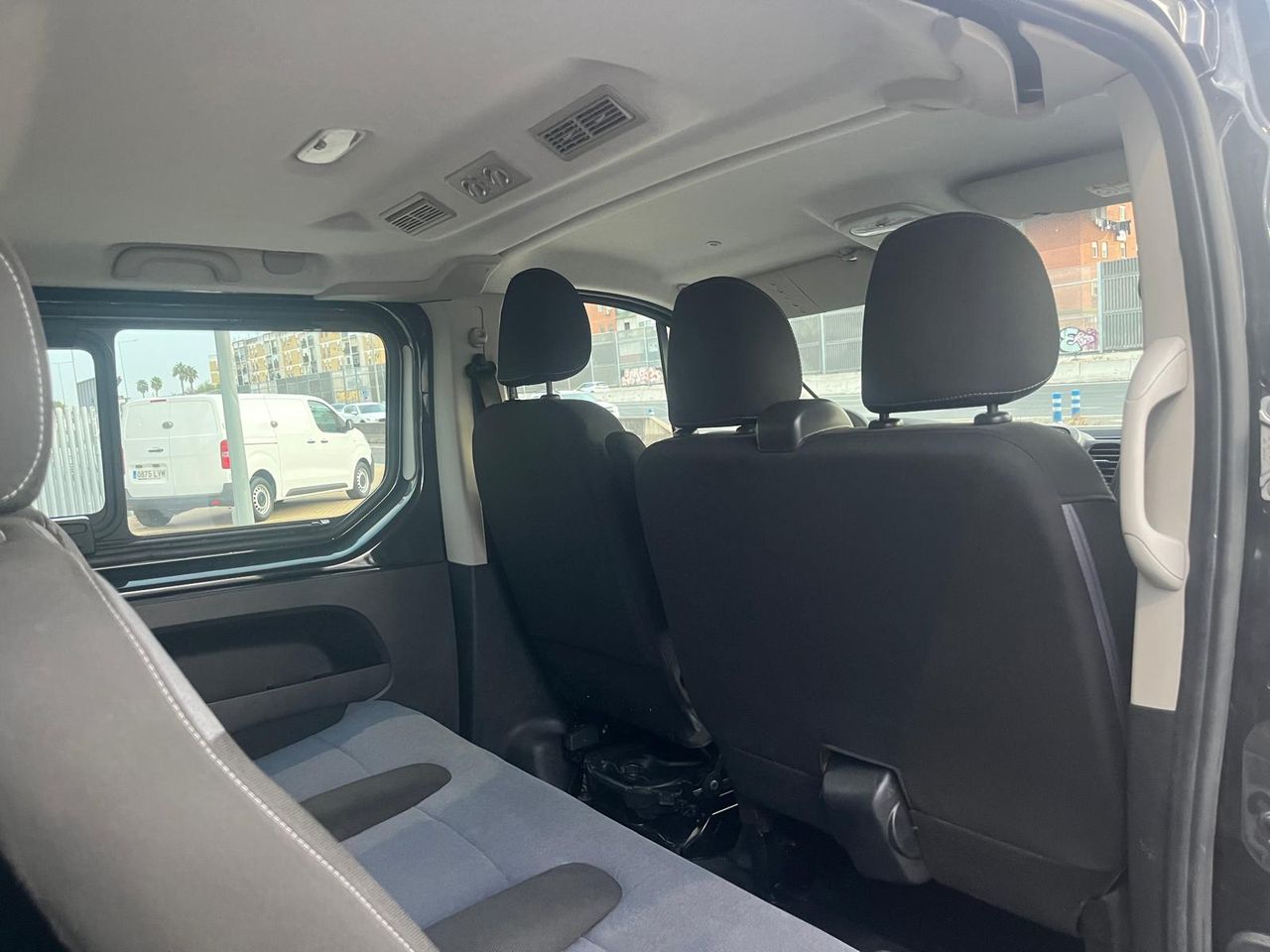 Opel Vivaro 2.9 T L1H1 9 PLAZAS - Foto 7