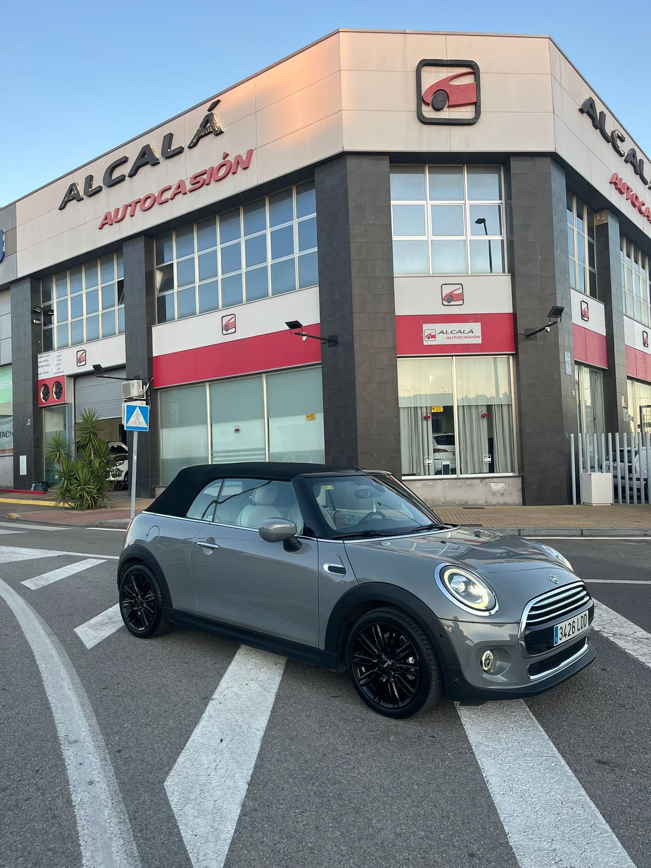 MINI Cooper Cooper Cabrio Aut. - Foto 21