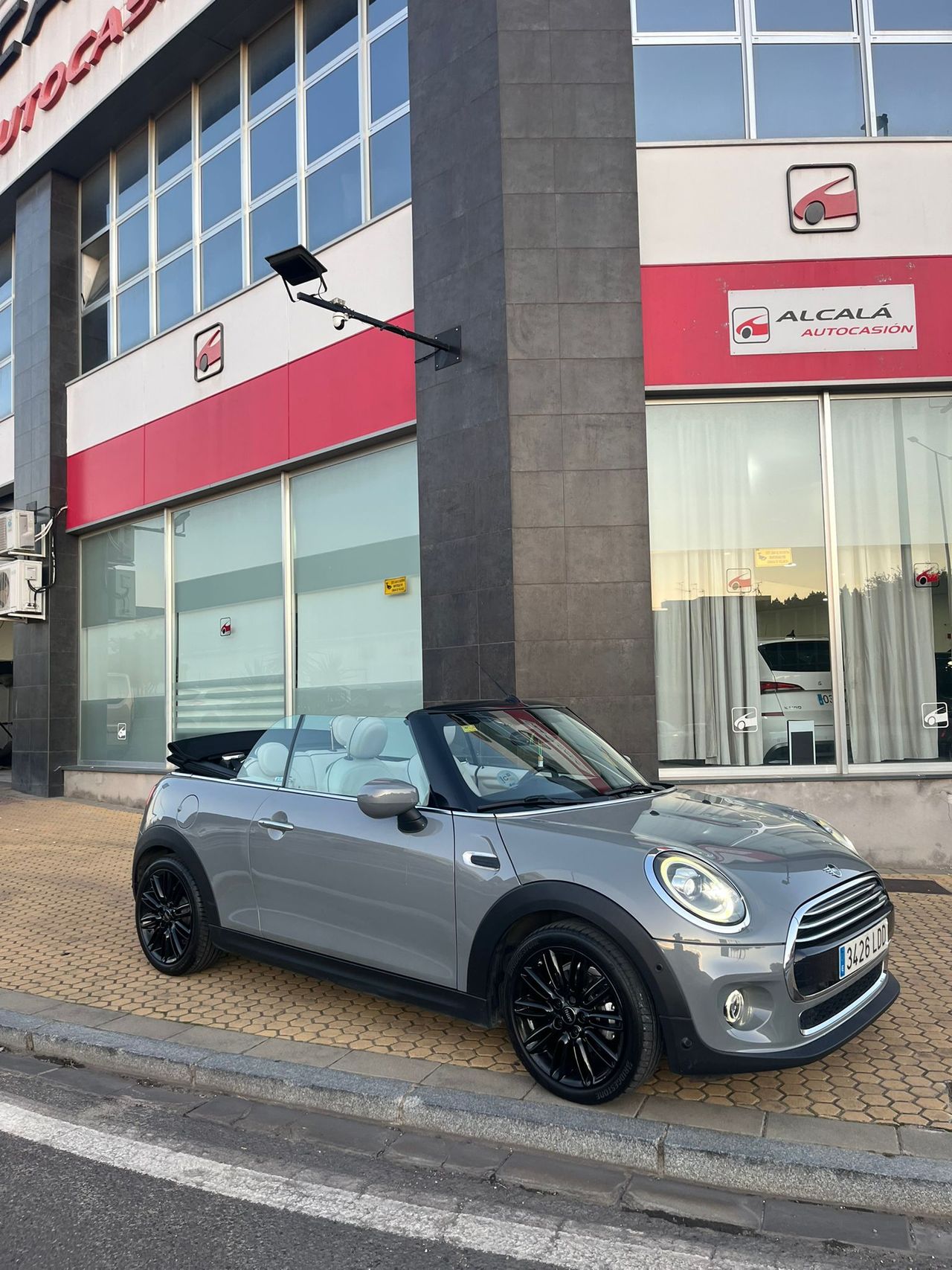 MINI Cooper Cooper Cabrio Aut. - Foto 8