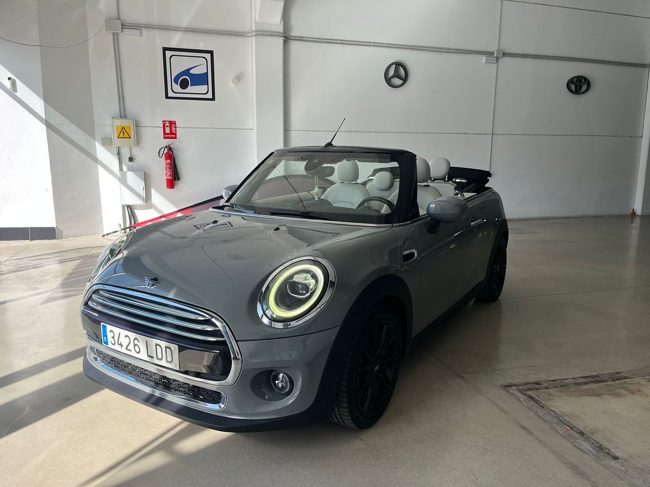 MINI Cooper Cooper Cabrio Aut. - Foto 24