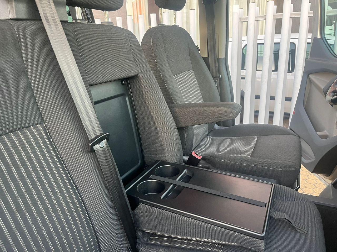 Ford Tourneo Custom 2.0 TDCI 96kW 130CV L1 Titanium - Foto 29