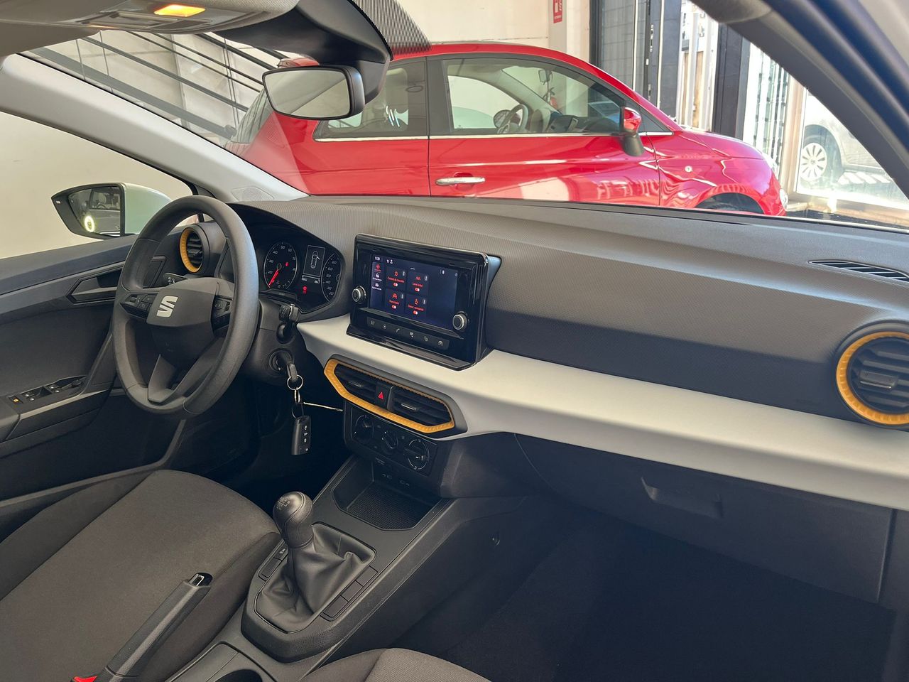 Seat Ibiza 1.0 MPI REFERENCE PLUS 80CV - Foto 8