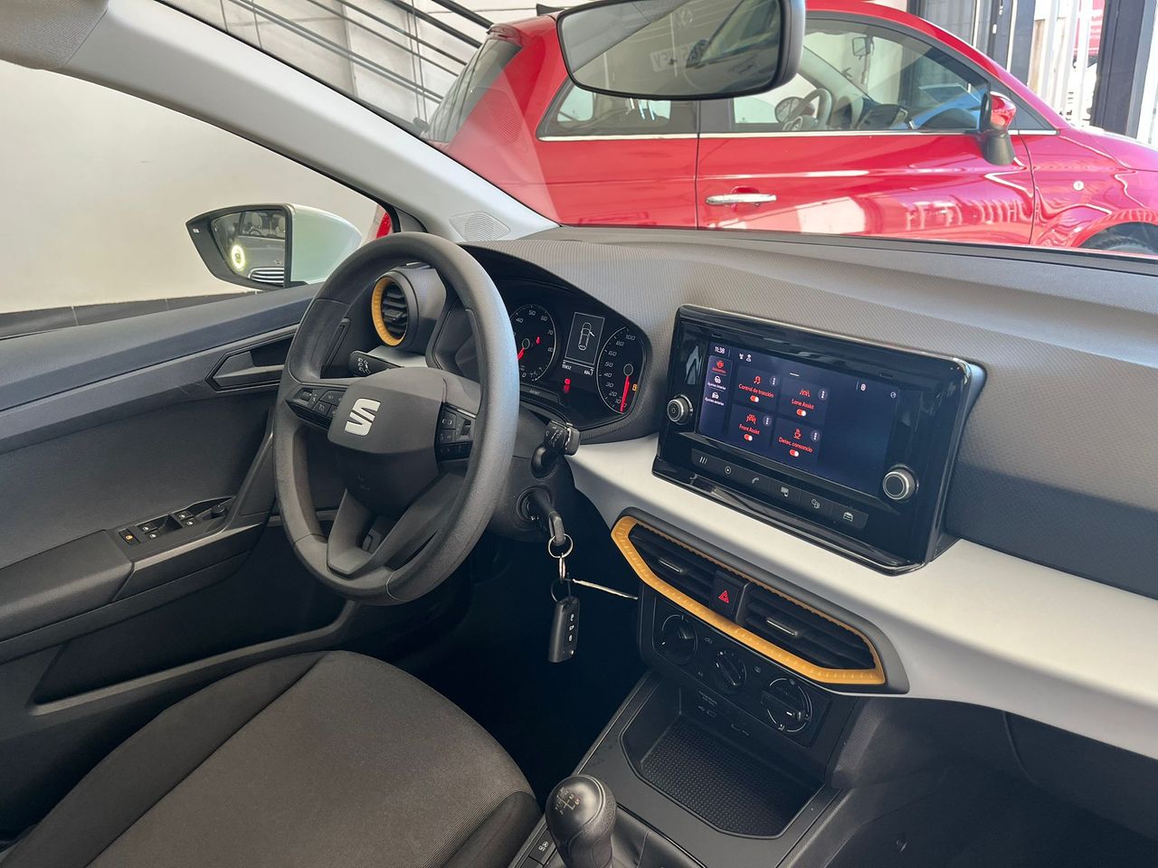 Seat Ibiza 1.0 MPI REFERENCE PLUS 80CV - Foto 9