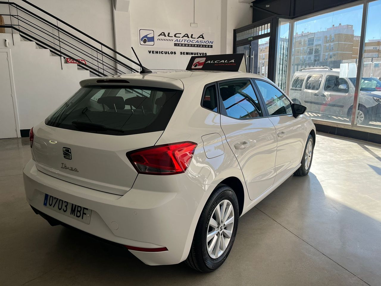 Seat Ibiza 1.0 MPI REFERENCE PLUS 80CV - Foto 10