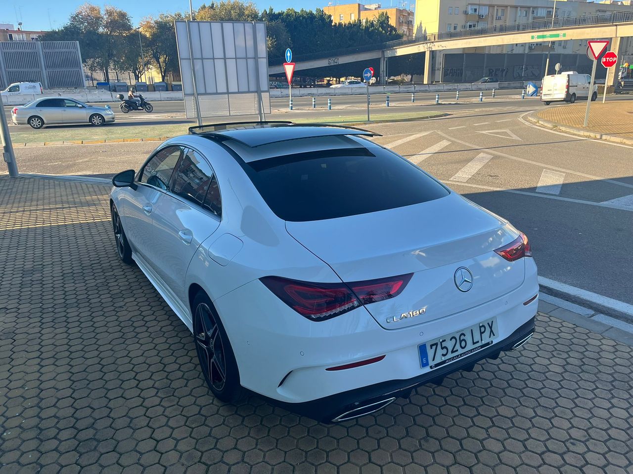 Mercedes CLA 180 SEDAN 136CV AUTO - Foto 25