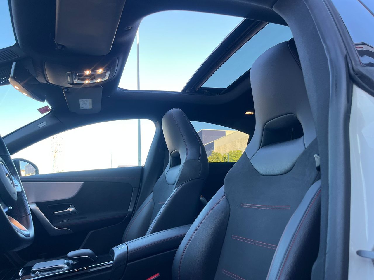 Mercedes CLA 180 SEDAN 136CV AUTO - Foto 38