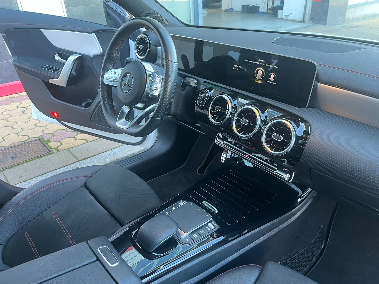 Mercedes CLA 180 SEDAN 136CV AUTO - Foto 13