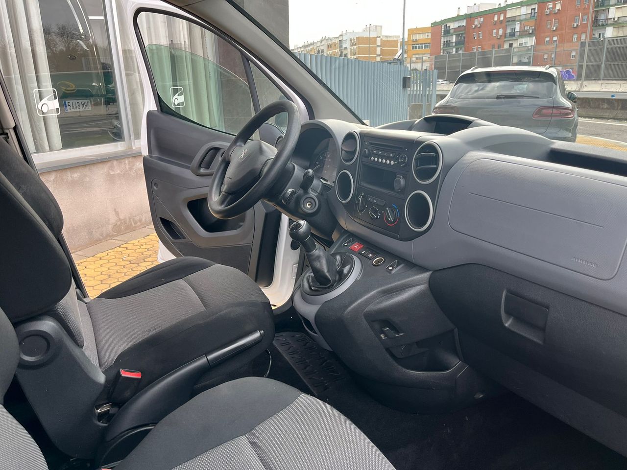 Peugeot Partner Furgón L1 1.6 HDI 75cv - Foto 7