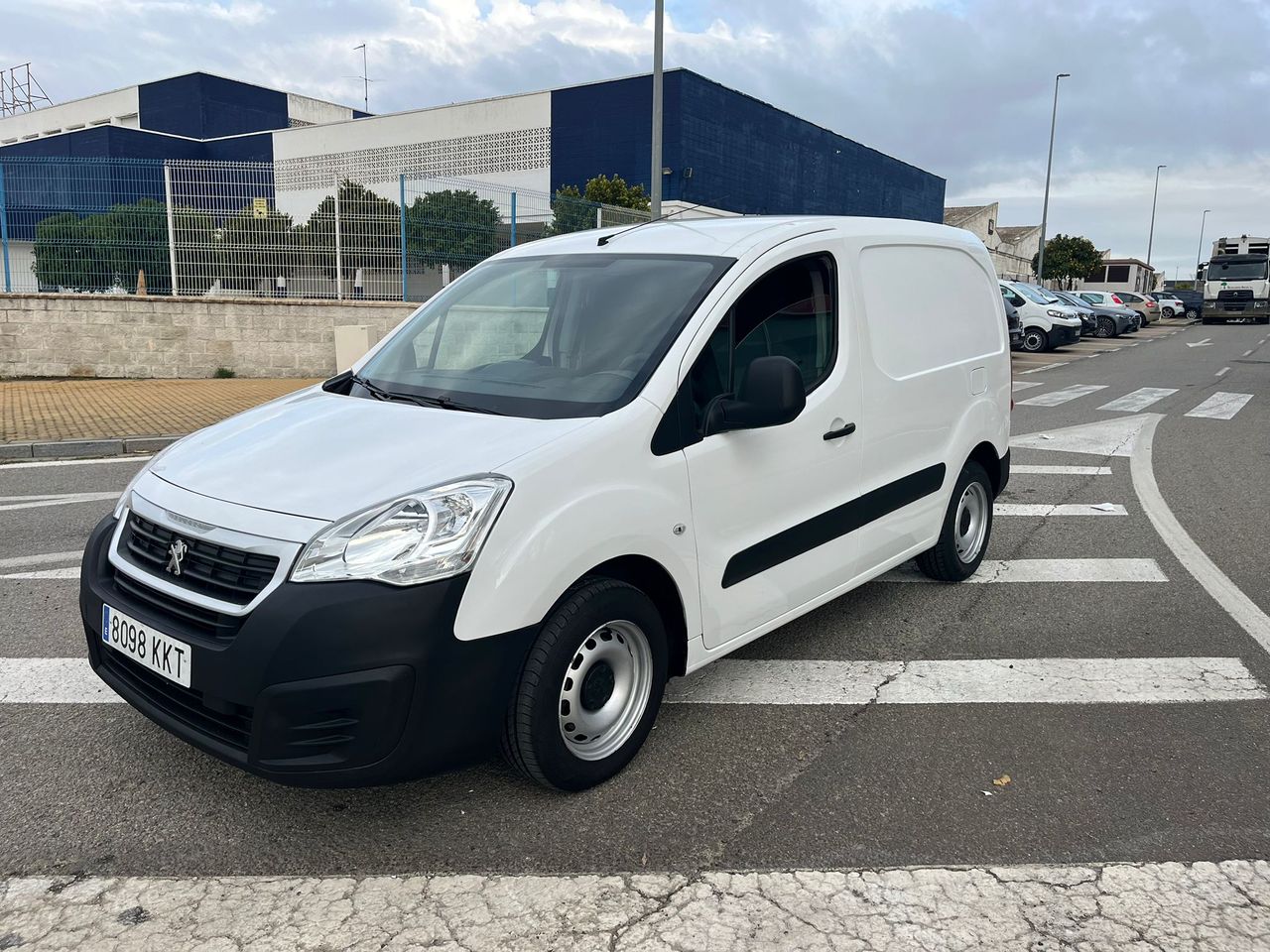 Peugeot Partner Furgón L1 1.6 HDI 75cv - Foto 3