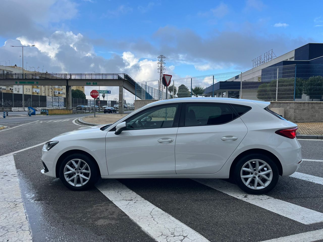 Seat Leon 2.0 TDI STYLE & GO 115CV - Foto 16