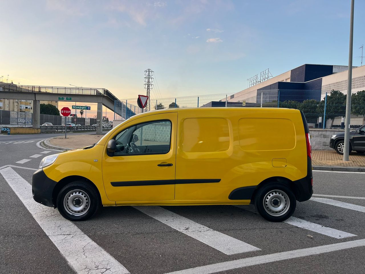 Renault Kangoo Furgón Maxi Blue DCI - Foto 17