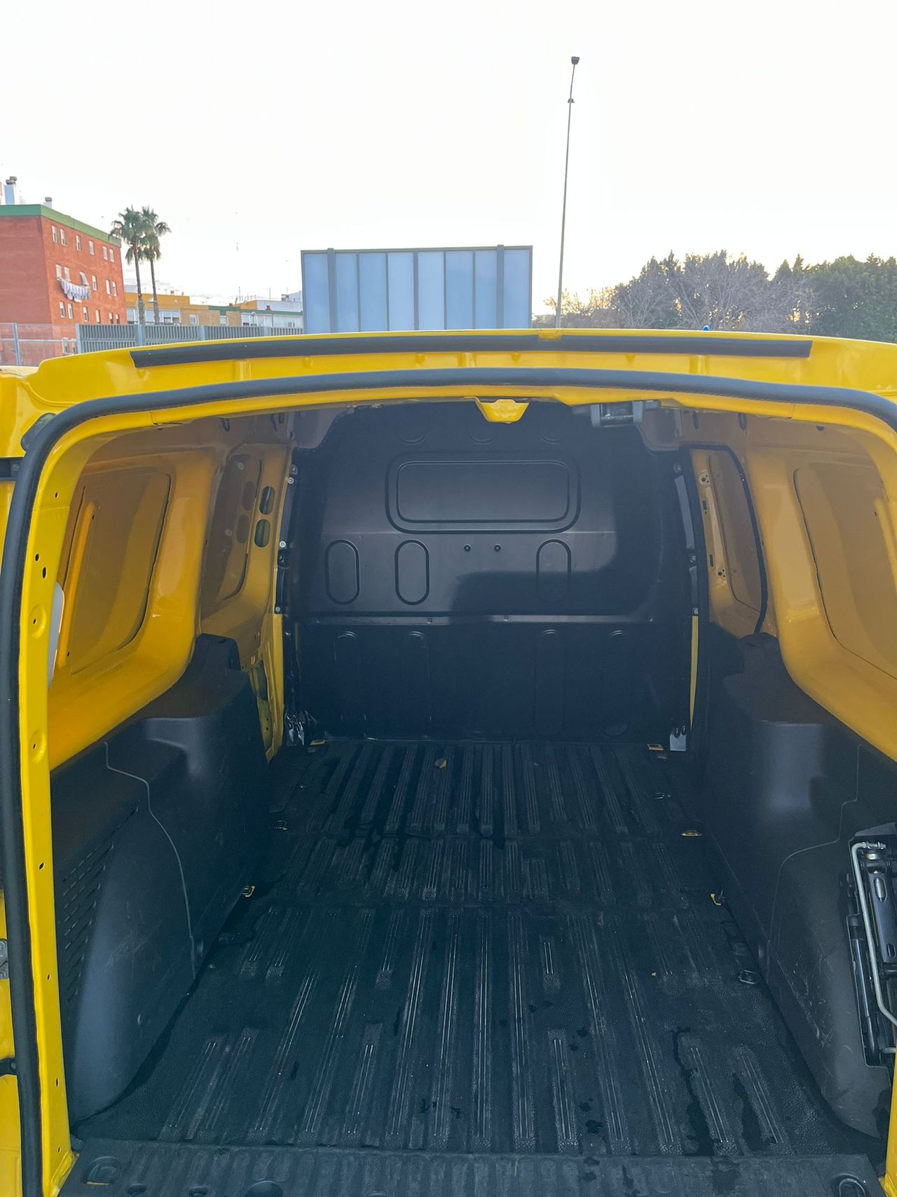 Renault Kangoo Furgón Maxi Blue DCI - Foto 18