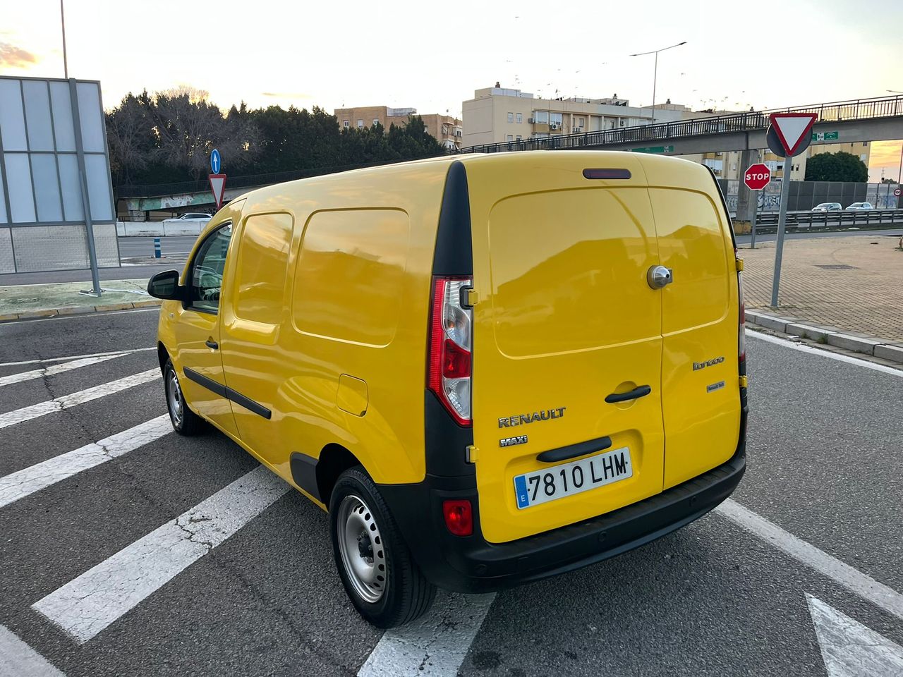 Renault Kangoo Furgón Maxi Blue DCI - Foto 27