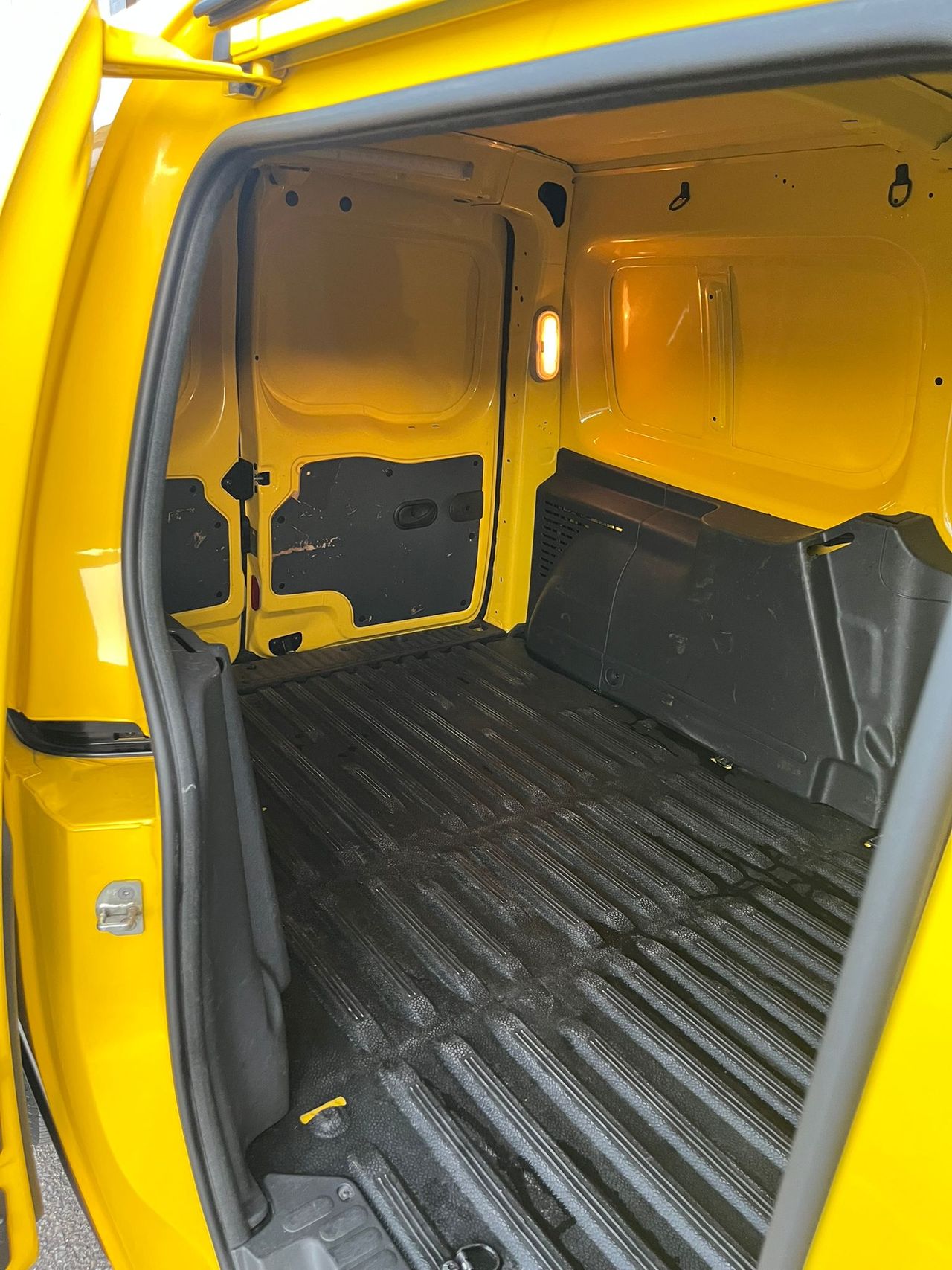 Renault Kangoo Furgón Maxi Blue DCI - Foto 16