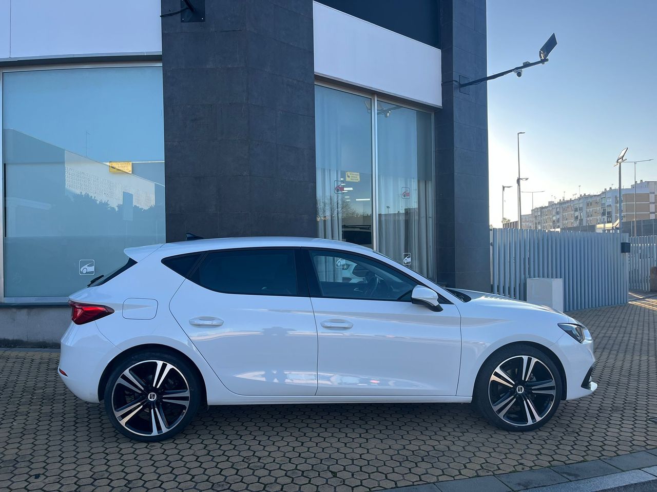 Seat Leon 2.0 TDI STYLE & GO 115CV - Foto 23