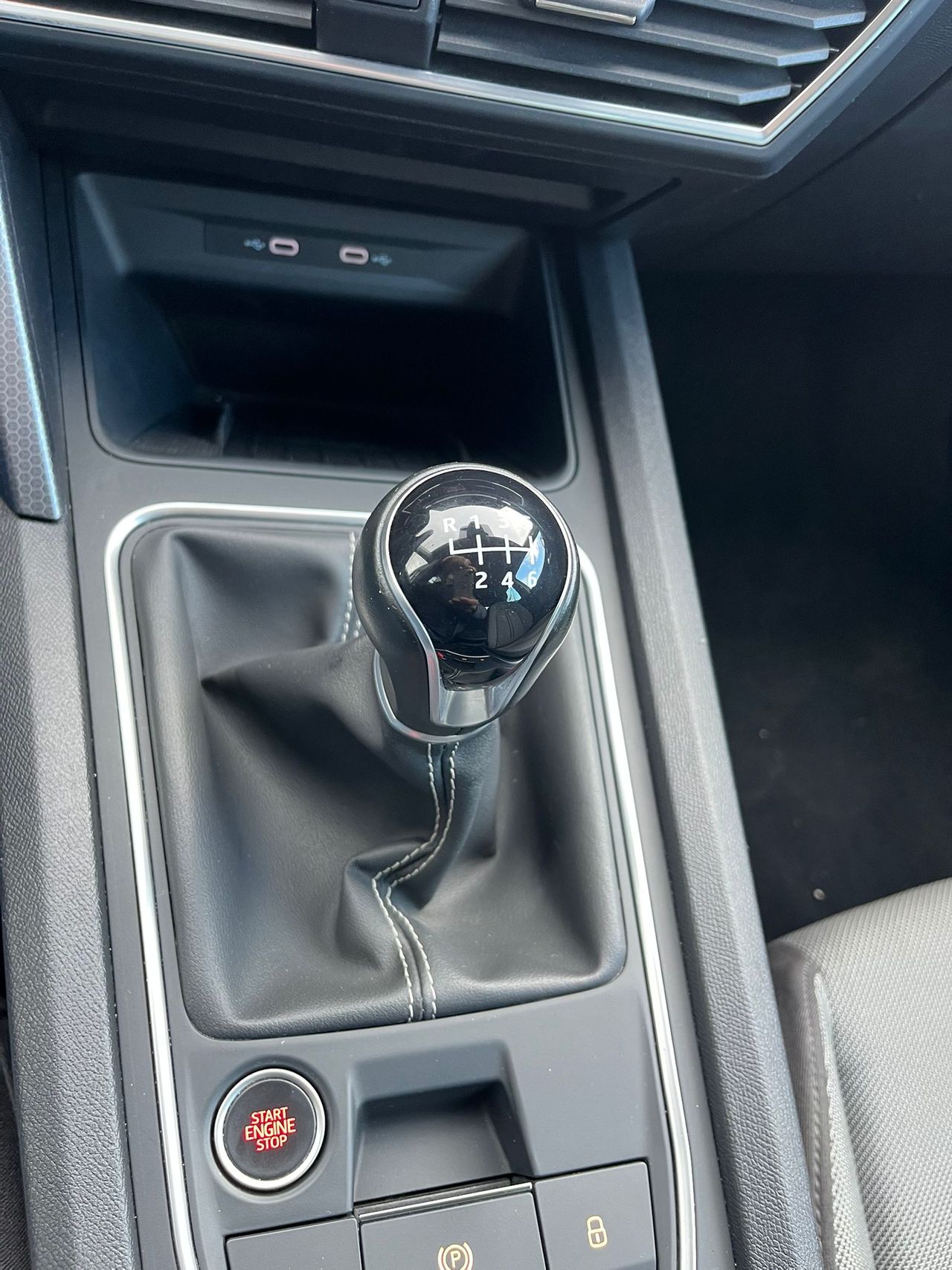 Seat Leon 2.0 TDI STYLE & GO 115CV - Foto 24