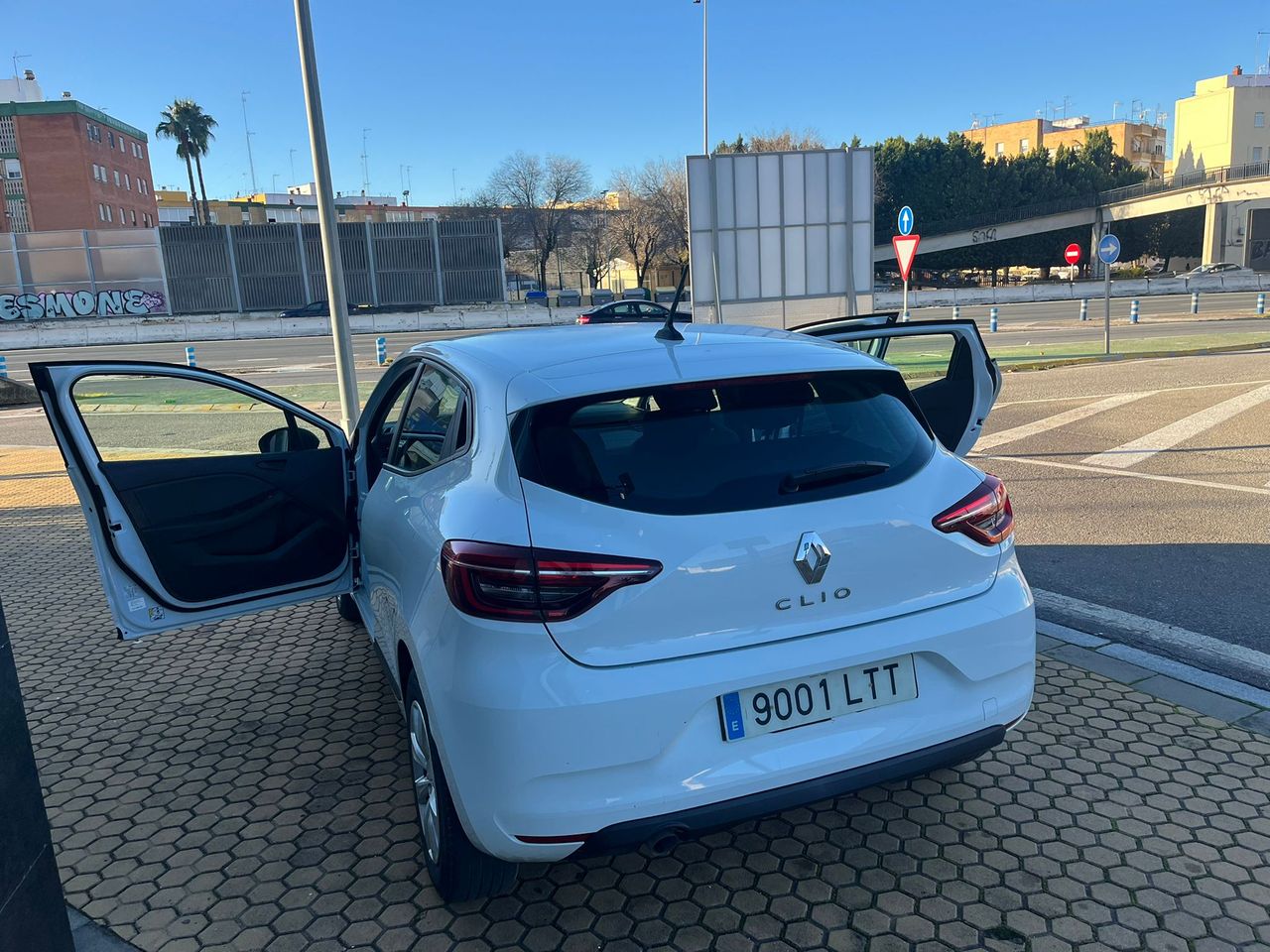 Renault Clio Business TCe 90cv - Foto 8